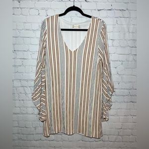 altar’d state size large ivory with rust & black stripes